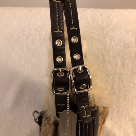 Coach purse with real rabbit fur - Picture 5 of 6